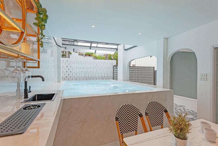 Joy Homes And Pool Nimman
