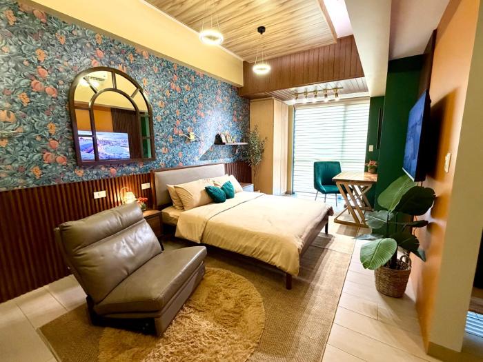 Eastwood City - Botanical Premium Studio