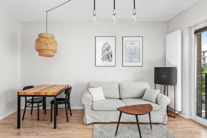Rakowicka Homely Studio by BookingHost