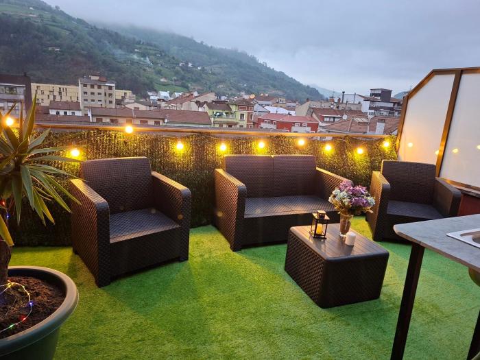 Sky Penthouse MieresTerraza Chill Out Garaje