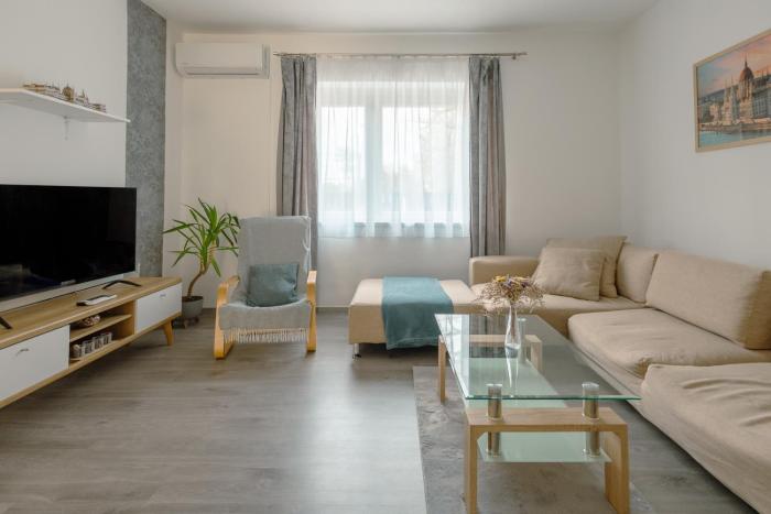 Terminal Garden Apartman