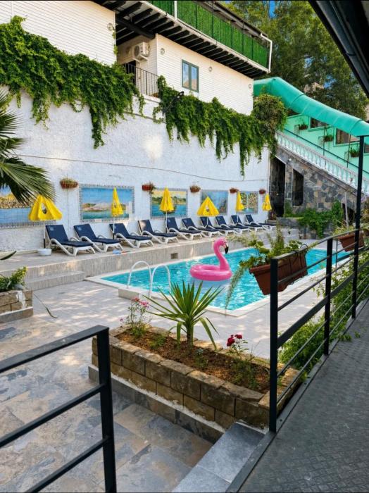 Chalet Duplex N 6 avec piscine