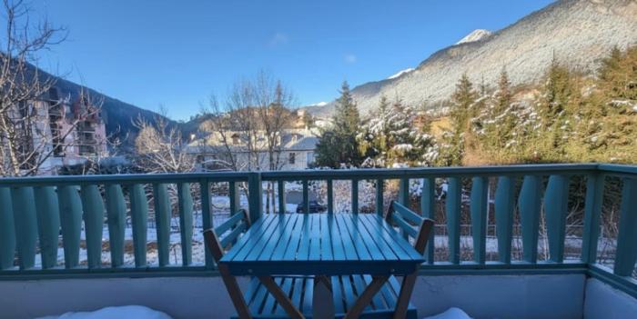 6-bed apartment at the foot of the slopes