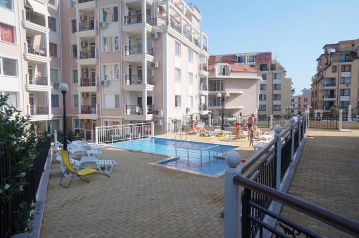 Salty Breeze Vlas Apartment