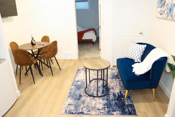 Exquisite Modern 2BR Home 1 Bath Sleeps 4