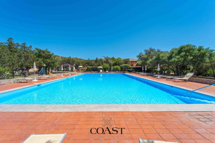 Appartamento con piscina e spiaggia, per famiglie!