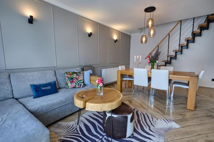 Luxury Heaven Apartment - 116 m2 Fireplace 3 bedroom - Free Parking