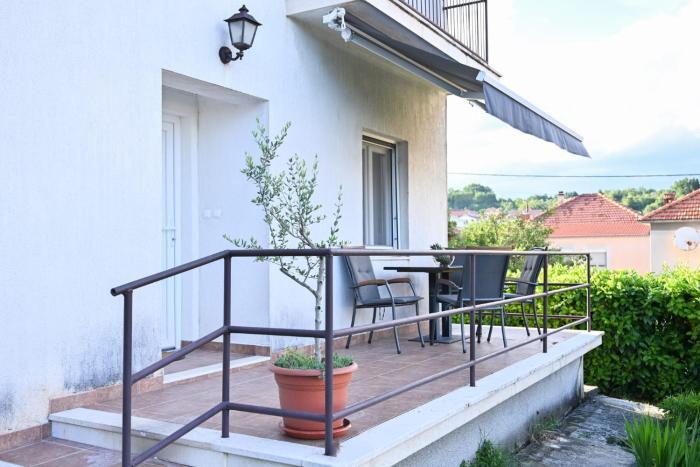Brkos Place Sinj
