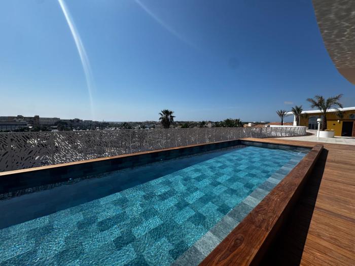 VIBES RESORT - Plage naturiste - Rooftop - Piscine - Pour couples