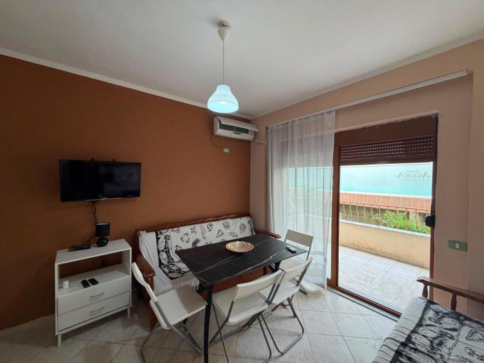Beachside Apartament