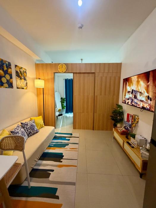 Staycation at Shore Residences Near MOA