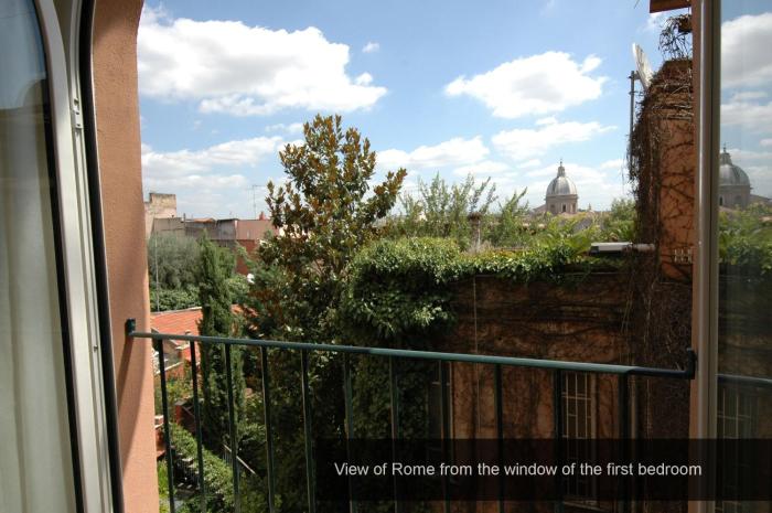 HISTORICAL CENTER ROME NAVONA AC 2 ROOMS HOLY DOOR VATICAN 5 MINUTES ON WALk