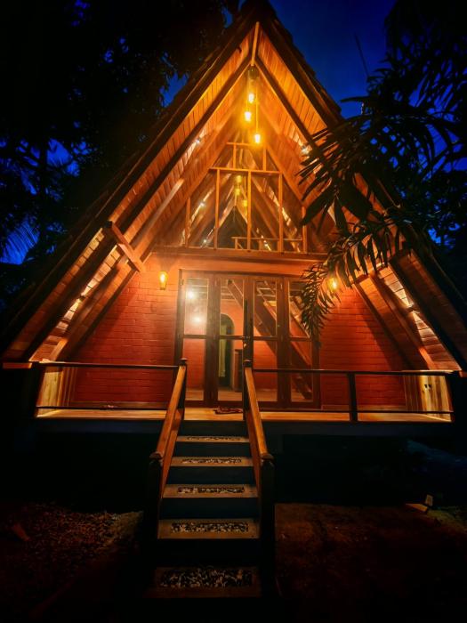 Paddy field Whispering wind Cabin