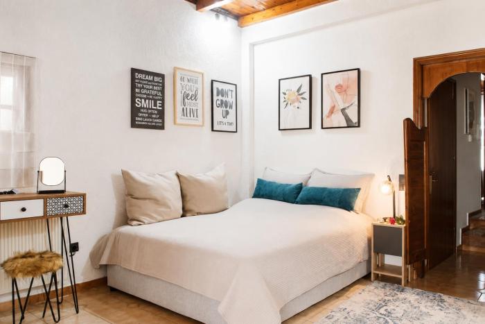 Stathohouse - Peaceful Balcony Retreat in Filiatra