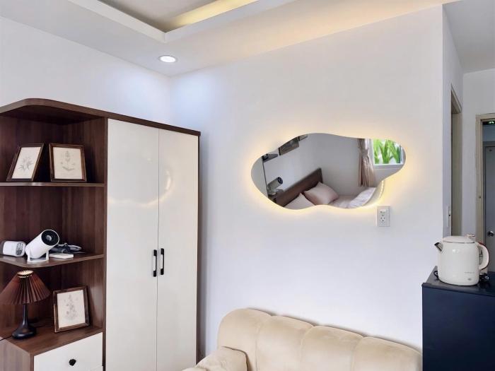 VIntage room has balcony in the central