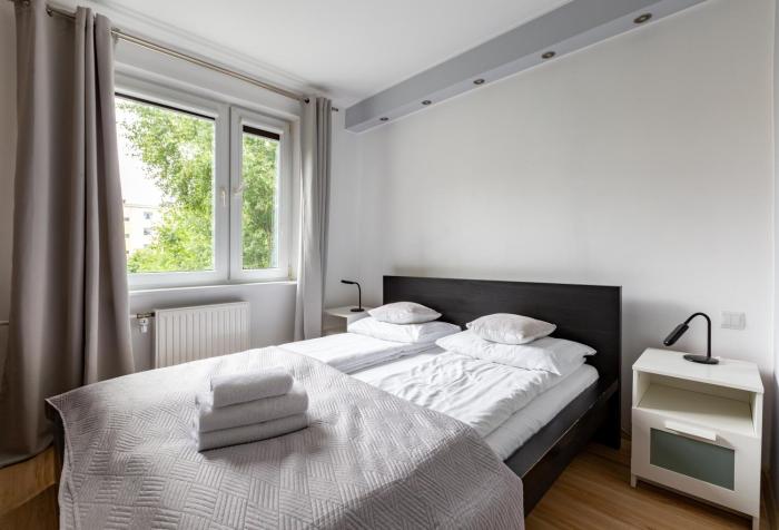 Romanowskiego Comfort Apartment by BookingHost