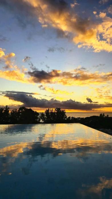 Perfect Penthouse - Infinity Pool - Family Comfort
