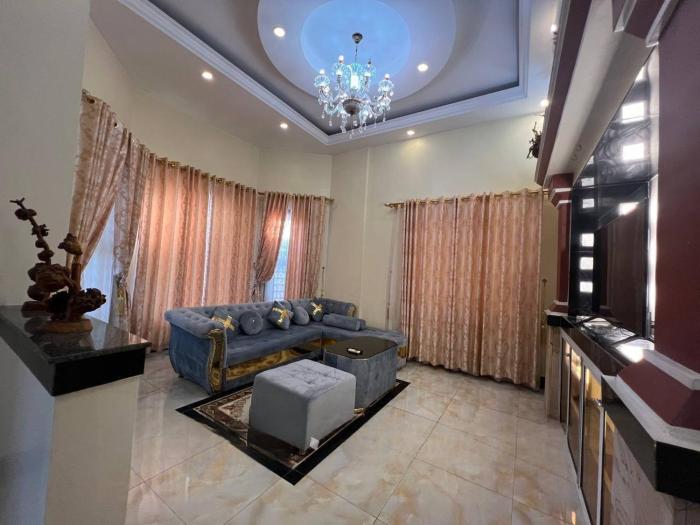 Osman Mansor House