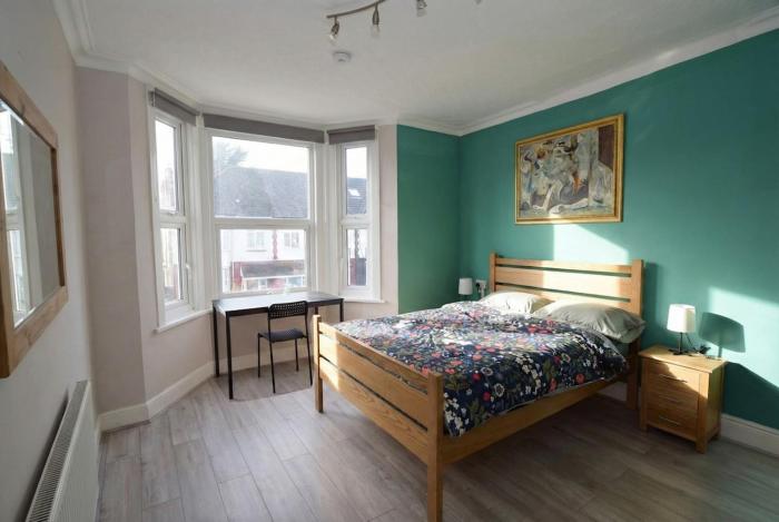 Spacious 2 Bed in Wembley Centre with FREE Parking
