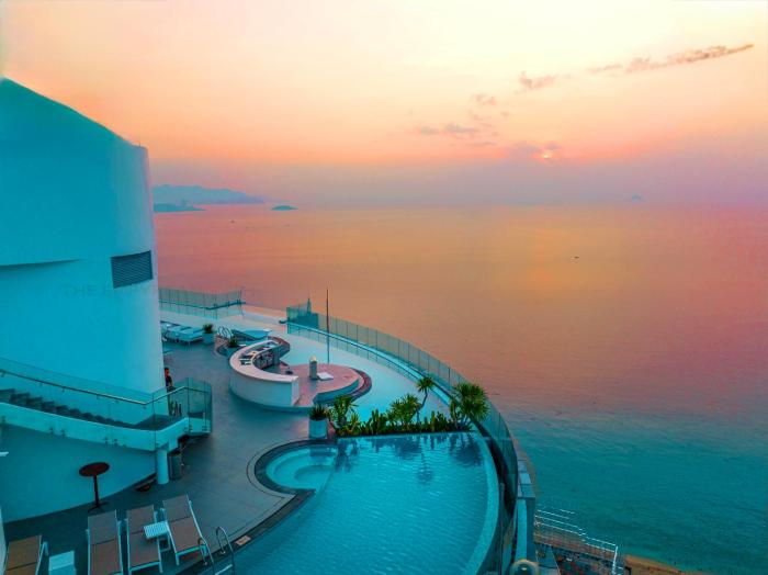 Nha Trang Oceanview Suites