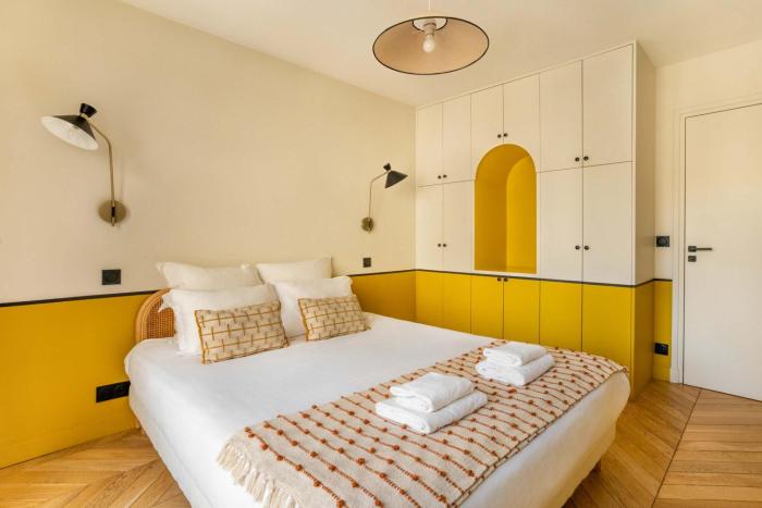 Recently renovated 3BD next to Invalides