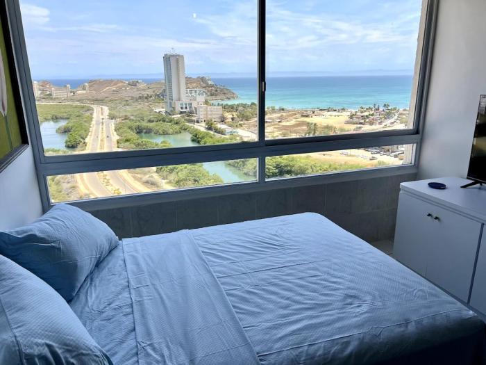 Exclusiva suite vista al mar Bahía del morro II