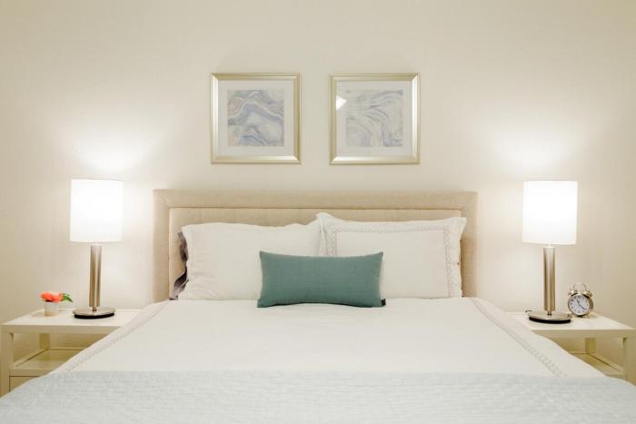 Beautiful Two Bed Central Austin Condo