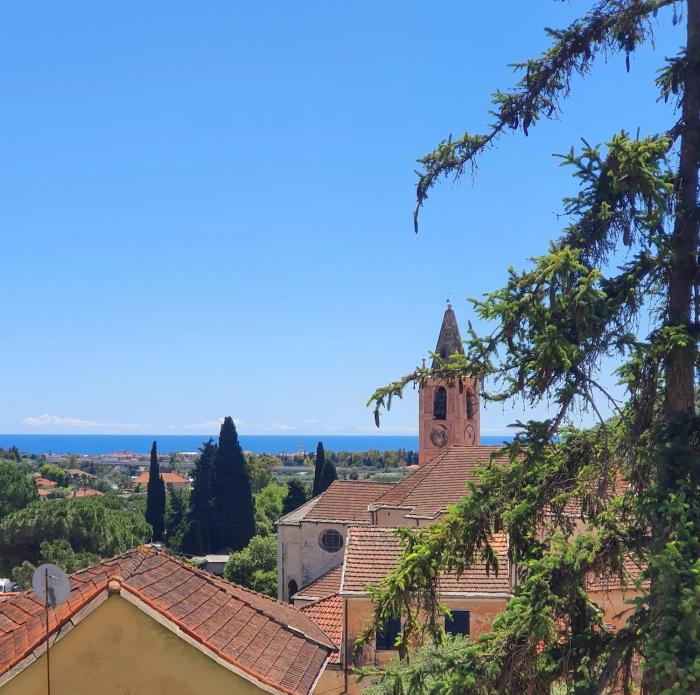 Sotto lArco