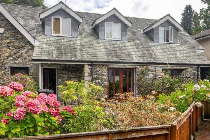 2 Bed in Windermere oc-lr024