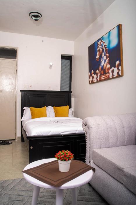 Lume Haven Urban View Modern Cozy Studio StayPlus