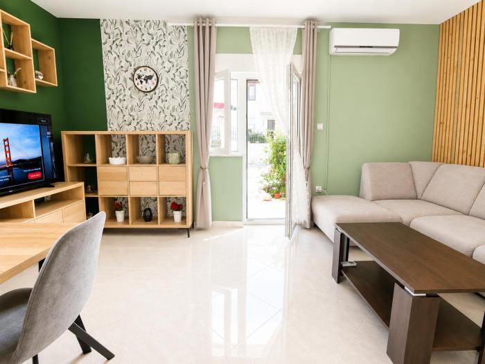 Cozy Adriatic Apartment - 5 min walk to beach & free parking