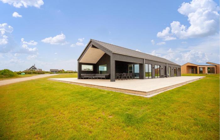 Beautiful Home In Lemvig With Sauna