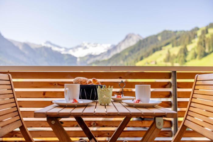 Chuenislodge3 neu&stilvoll, 2Balkone, echtes Bijou mit top-Aussicht