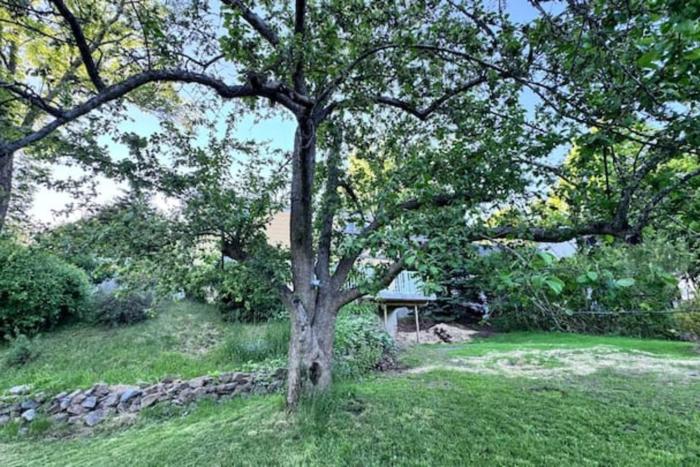 Costal Compound, 3 units one building large garden