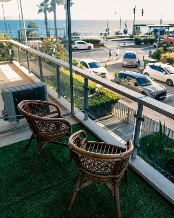 Luxury Oceanview Apartment - Athens Riviera
