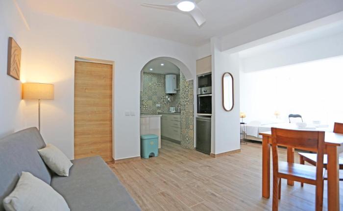A12 - Praia da Luz Center Apartment