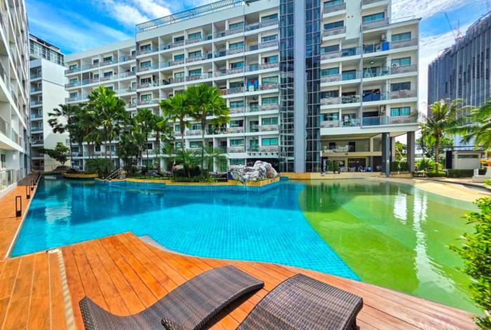 Laguna Beach Resort - Pool View - Sandy Beach, Gym & Huge Lagoon with Slides