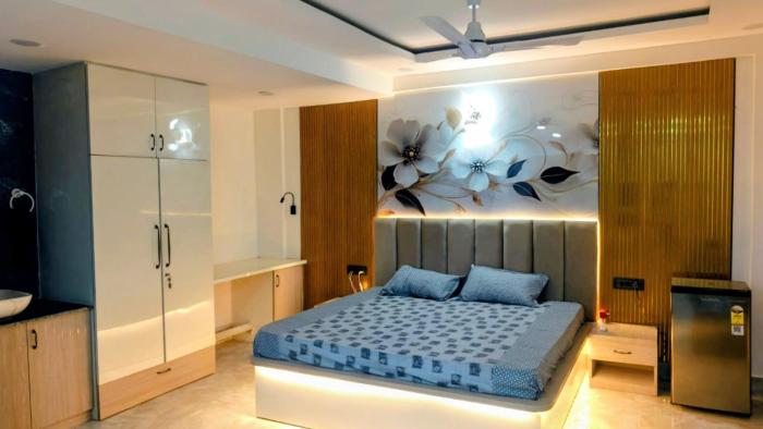 Shri Bala ji - Luxury Studio near Prem Mandir
