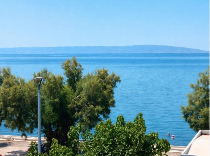 Εν πλώ Gioulis home