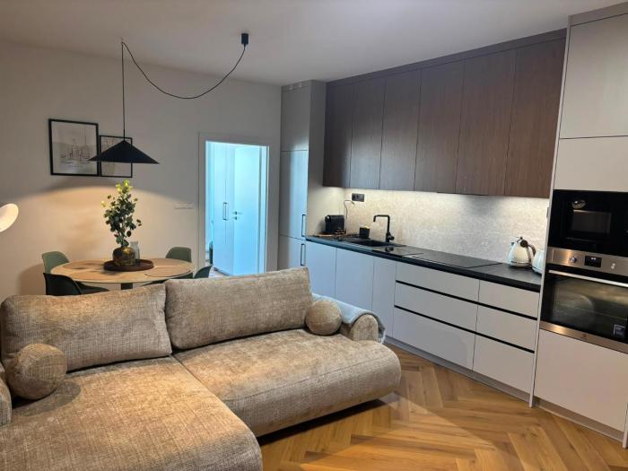 APARTMENT A&D Monaco City