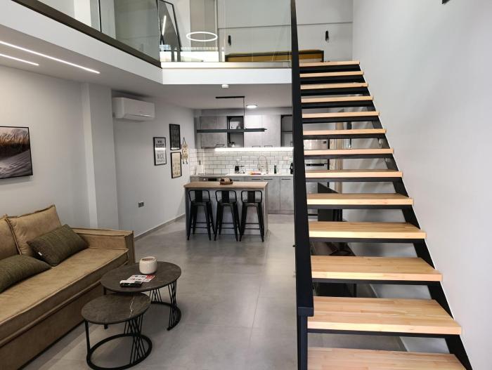 Alkaiou Loft
