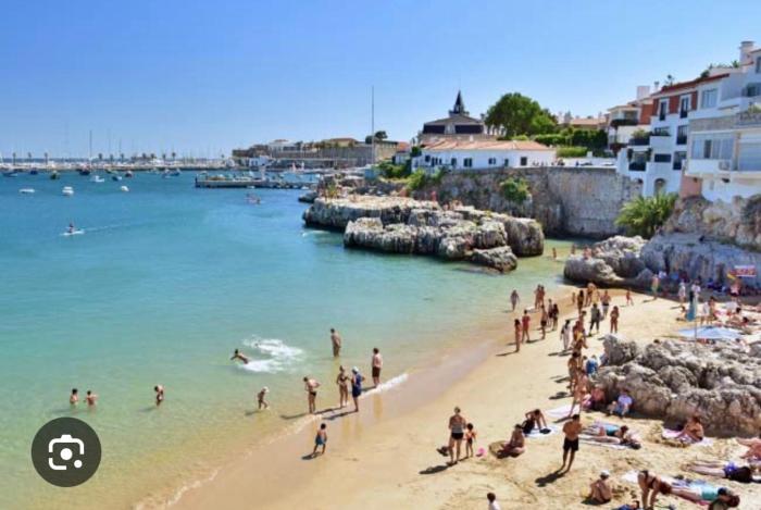 Cascais Base