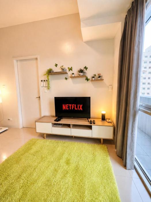2BR 6pax Cozy 2610 Free Poo Gym and Netflix