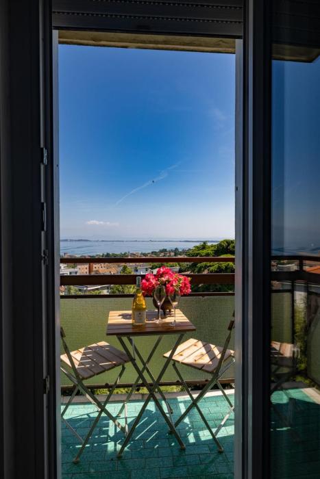 Lucia Exclusive apartment with Wonderful Lake View