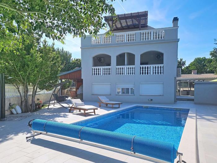 Apartment Valentina-1 by Interhome