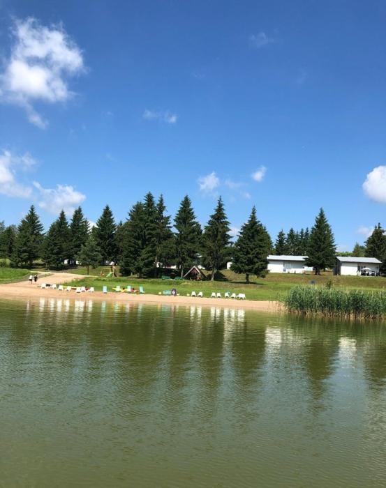 Ryn Lake Resort 2