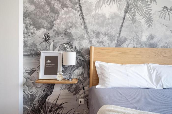 Botanic Pio X Rooms Private Bathroom, New Kitchen & Tram to Venice