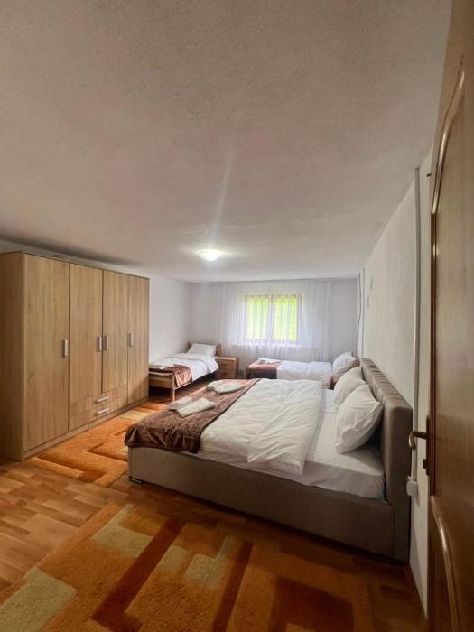 Albanica Guesthouse