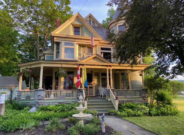 Bentley House Bed and Breakfast