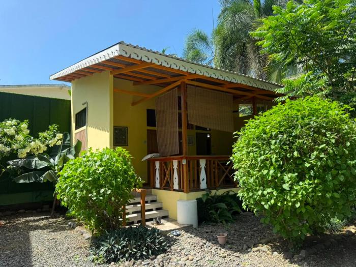 Bocaraca Caribbean Stay at Playa Chiquita